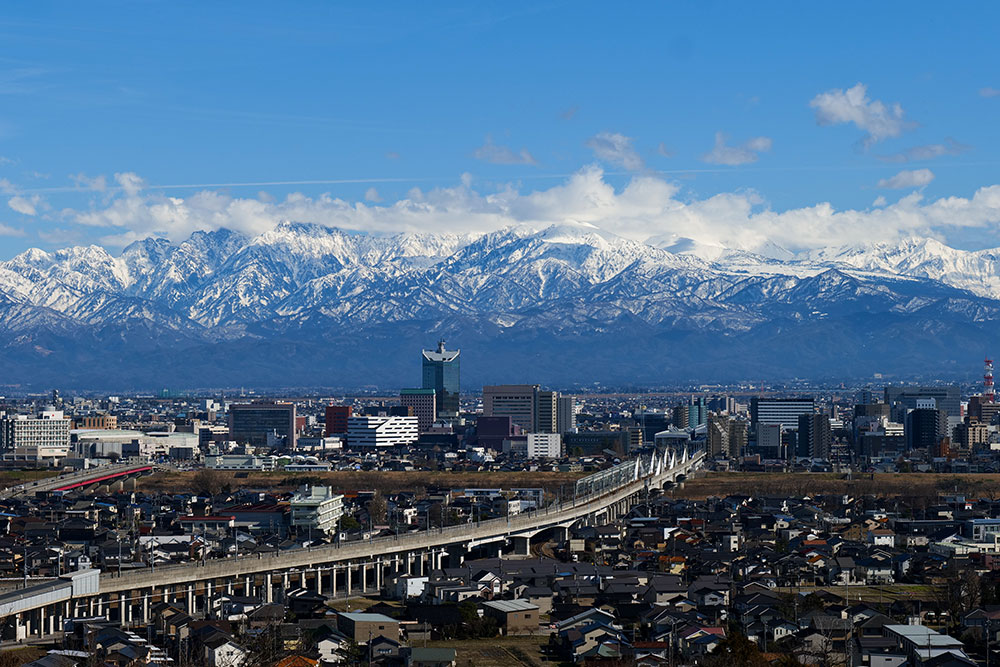 富山市で不動産を売却する際にかかる税金とは？<br>知っておくべき節税対策と手続き